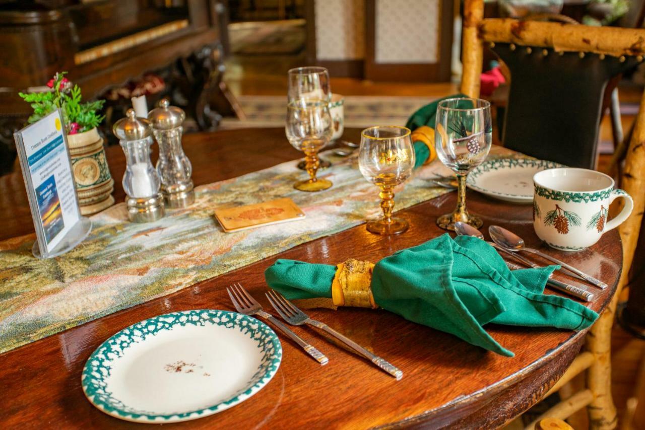 Lake Clear Lodge エクステリア 写真